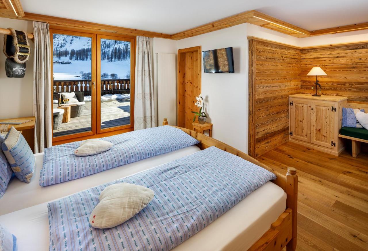 Hotel Walserhuus Sertig Sertig Döfli Kültér fotó