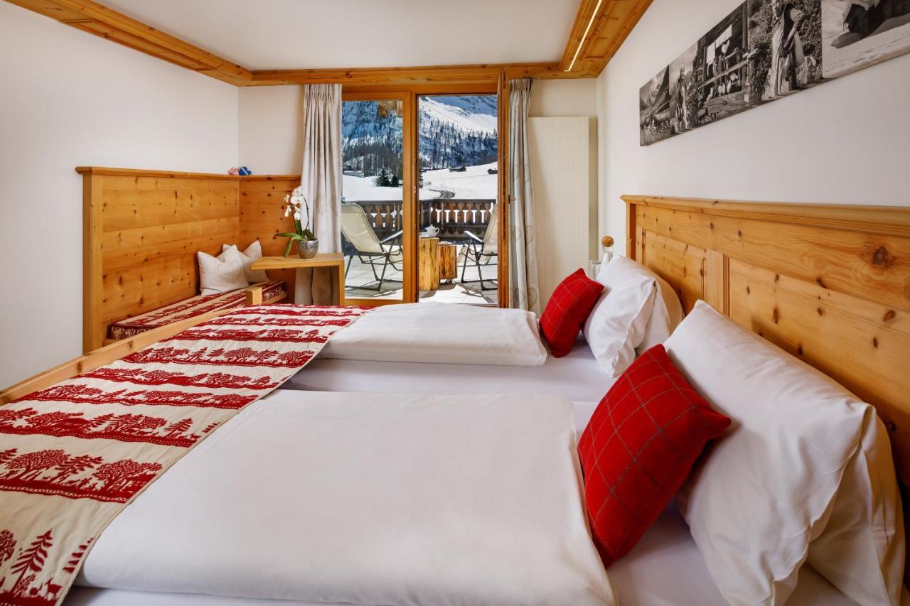 Hotel Walserhuus Sertig Sertig Döfli Kültér fotó